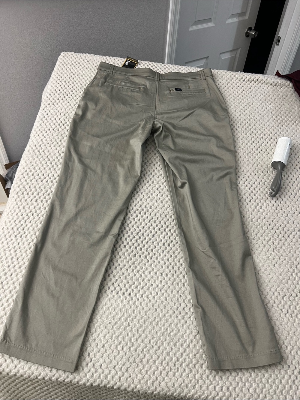 Lee Men's Classic Straight Fit Pants - Sage Green 16- MD - Picture 6 of 8